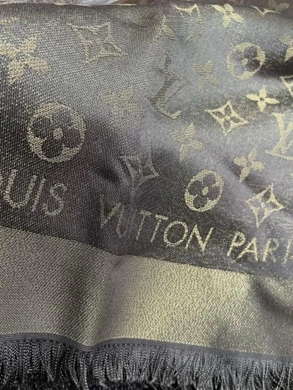 Louis Vuitton Brown SHINE Monogram Jacquard Scarf
